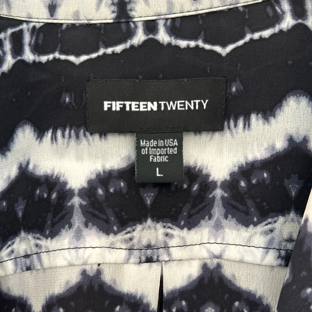 Fifteen Twenty Black and white silk blend blouse size L. - Picture 4 of 5